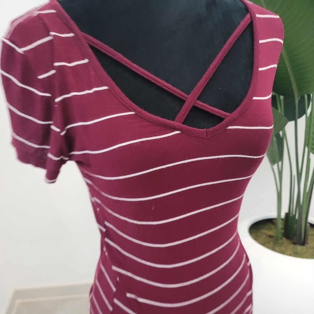 Beautiful striped string detail shirt - Picture 5 of 11